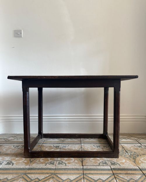 A 17THC PROVINCIAL ENGLISH OAK SIDE TABLE C1650 RECTANGULAR 3 PLANK TOP 101CM - ADDITIONAL PHOTO 17
