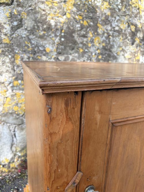 A LATE 19TH CENTURY PINE LARDER OR PANTRY BASE CUPBOARD 103CM C1890 - ADDITIONAL PHOTO 6