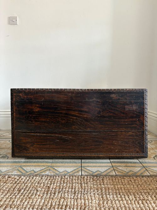 A 17TH CENTURY FLEMISH CARVED OAK SIDE TABLE WITH BARLEY TWIST GROTESQUE MASKS AND UP FINIAL 97CM - ADDITIONAL PHOTO 10