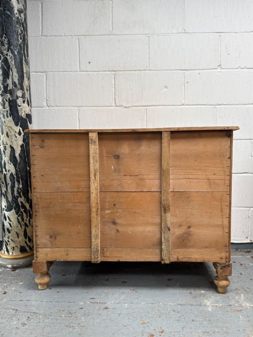 LATE 19TH CENTURY PINE CHEST OF DRAWERS C1900 WITH ROUNDED CORNERS 95CM - ADDITIONAL PHOTO 2