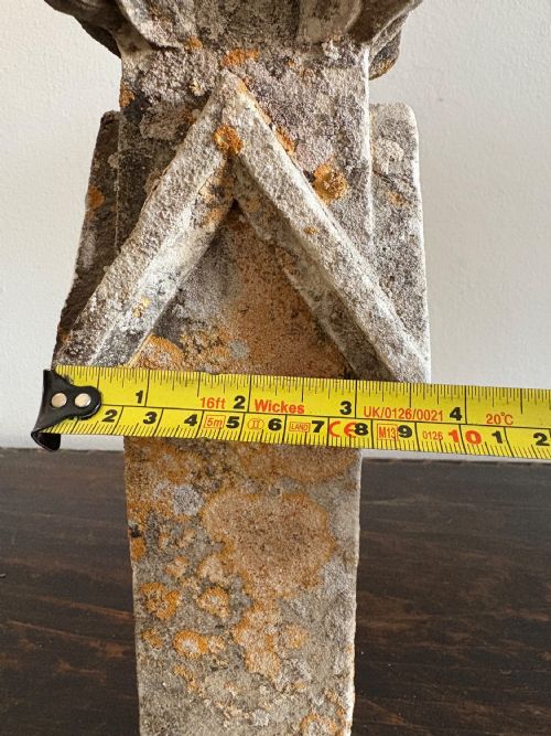 AN 18TH CENTURY CARVED LIMESTONE GOTHIC ARCHITECTURAL PINNACLE 49CM - ADDITIONAL PHOTO 13