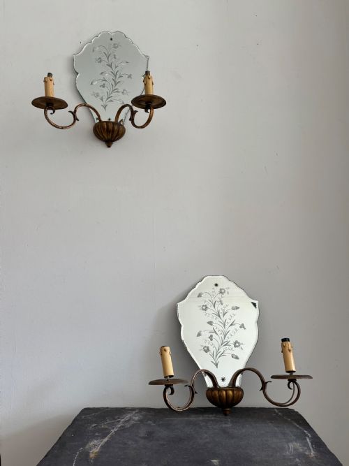 A PAIR OF VENETIAN 192030S ETCHED MIRROR WALL SCONCE GIRANDOLES 43CM - ADDITIONAL PHOTO 7