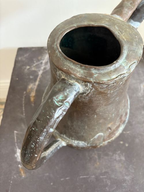 A FRENCH LATE 18THC COPPER WATERING CAN ARROSOIR CIRCA 1800 56CM LENGTH WATERTIGHT - ADDITIONAL PHOTO 3
