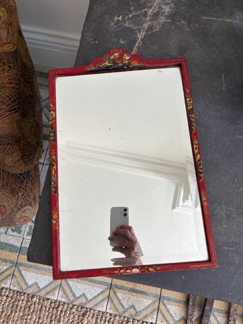 A 1920S RED LACQUER CHINOISERIE BEVELLED DRESSING MIRROR 46CM EASEL STAND - ADDITIONAL PHOTO 3