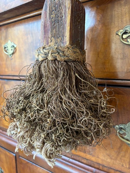 A PAIR OF 19TH CENTURY LARGE VENETIAN GILTWOOD CURTAIN TIE BACK PULLS 43CM - ADDITIONAL PHOTO 6