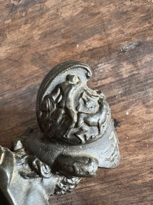 A 19TH CENTURY GRAND TOUR BRONZE BUST AJAX ON WOOD BASE 13CM TALL - ADDITIONAL PHOTO 8