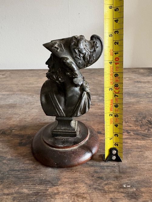 A 19TH CENTURY GRAND TOUR BRONZE BUST AJAX ON WOOD BASE 13CM TALL - ADDITIONAL PHOTO 10