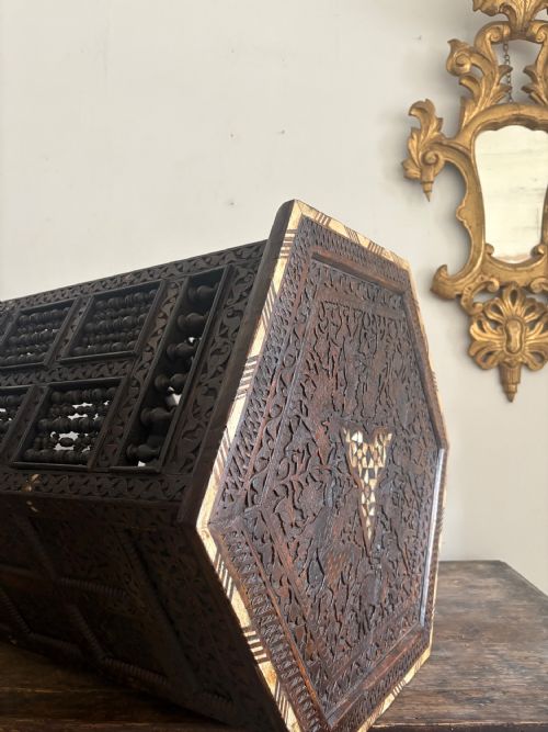 A 19TH CENTURY CARVED OTTOMAN OR DAMASCUS OCTAGONAL INLAID TABLE 69CM TALL - ADDITIONAL PHOTO 5