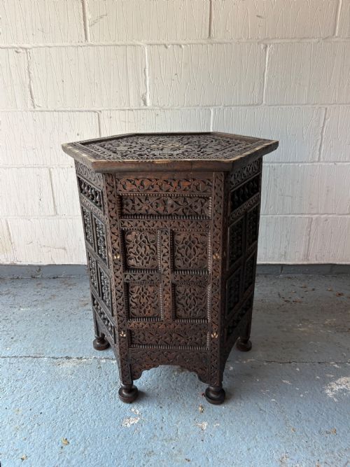 A 19TH CENTURY CARVED OTTOMAN OR DAMASCUS OCTAGONAL INLAID TABLE 69CM TALL - ADDITIONAL PHOTO 3