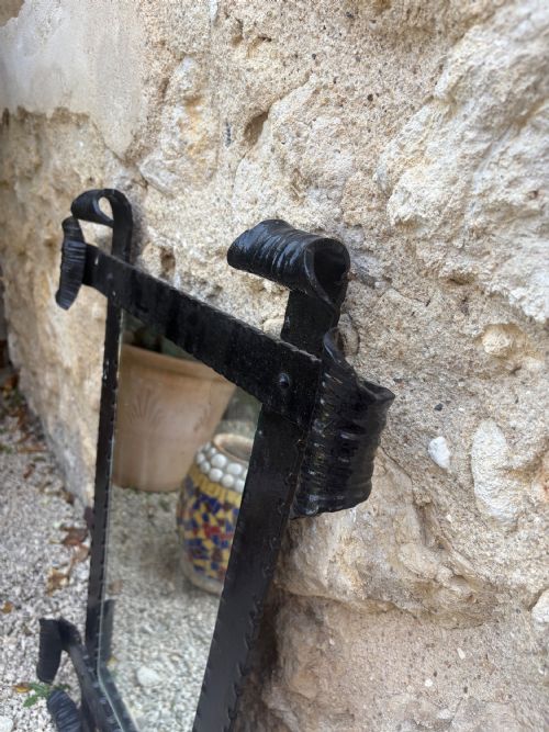 A FRENCH 1920S HAND FORGED WROUGHT IRON MIRROR WITH SCROLL ENDS 75CM - ADDITIONAL PHOTO 6