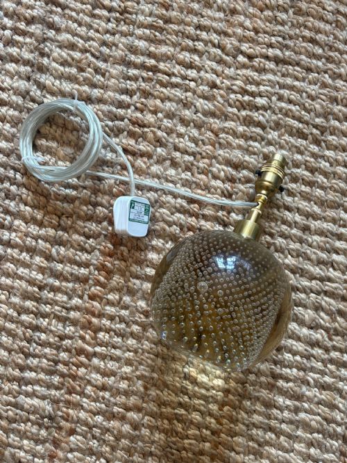 A 20TH CENTURY MURANO BULLICANTE CLEAR GLASS SEGUSO TABLE LAMP 27CM PAT TESTED - ADDITIONAL PHOTO 7