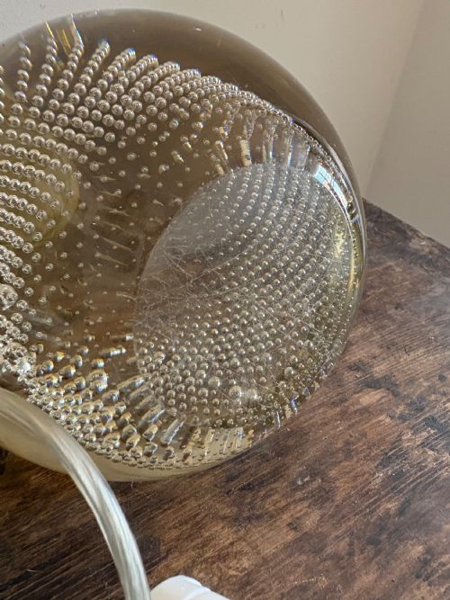 A 20TH CENTURY MURANO BULLICANTE CLEAR GLASS SEGUSO TABLE LAMP 27CM PAT TESTED - ADDITIONAL PHOTO 11