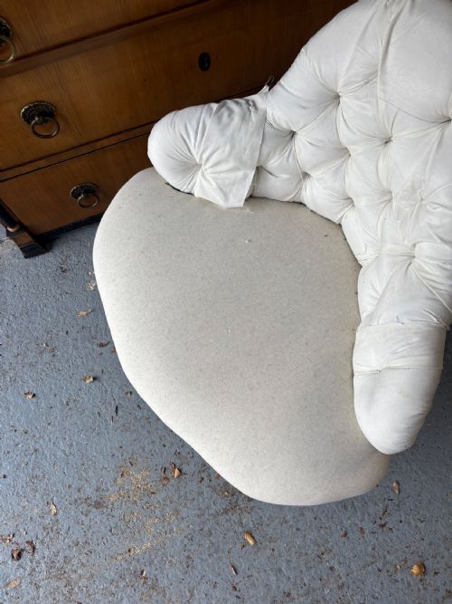 A 19THC ENGLISH BUTTON BACK SALON OR CONVERSATION CHAIR C1880 PART UPHOLSTERY - ADDITIONAL PHOTO 11