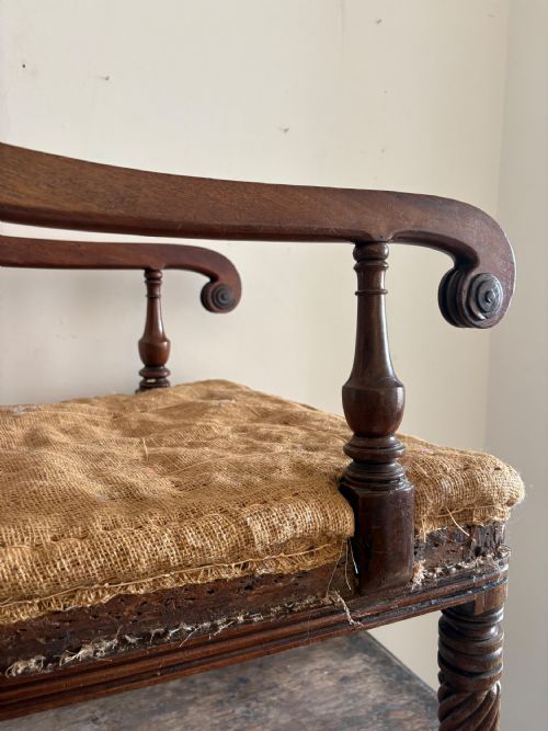 A REGENCY MAHOGANY SCROLL ARM DESK OR READING CHAIR HESSIAN SEAT C1820 - ADDITIONAL PHOTO 2