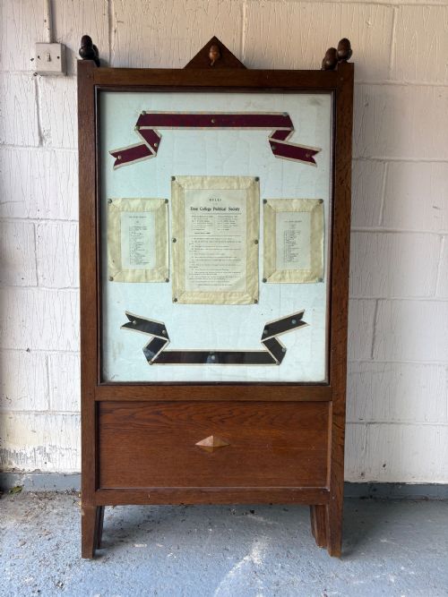 ETON COLLEGE ORIGINAL 1920S OAK FRAME 3 PANEL DEBATING AND POLITICAL SOCIETY SCREEN - ADDITIONAL PHOTO 2