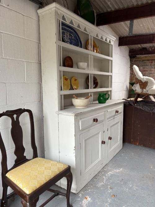 A 19TH CENTURY COUNTRY HOUSE PAINTED PINE IRISH DRESSER 162CM WIDE 2 DOOR BASE CUPBOARD - ADDITIONAL PHOTO 6