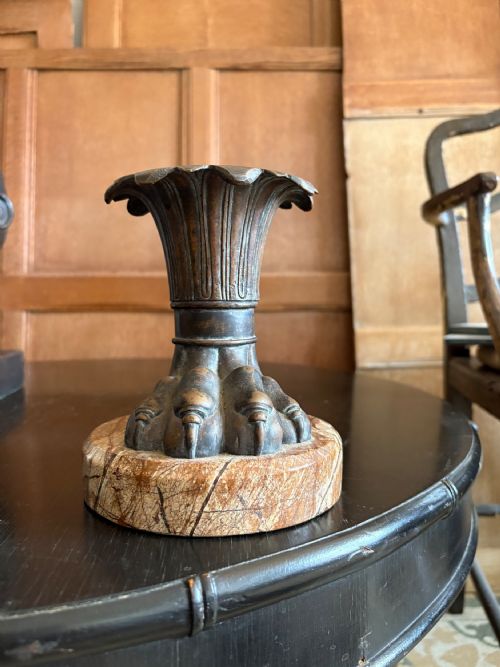 A 19TH CENTURY ITALIAN GRAND TOUR BRONZE LIONS PAW VASE ON MARBLE BASE 165CM - ADDITIONAL PHOTO 1