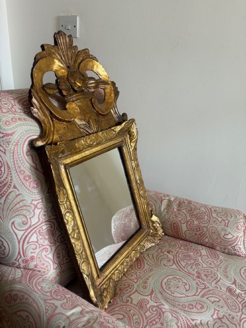 A FRENCH 19TH CENTURY GILTWOOD ORNATE PEDIMENT MIRROR 80CM WITH LATER PLATE - ADDITIONAL PHOTO 10