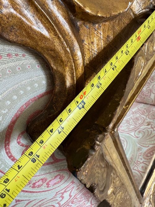 A FRENCH 19TH CENTURY GILTWOOD ORNATE PEDIMENT MIRROR 80CM WITH LATER PLATE - ADDITIONAL PHOTO 19