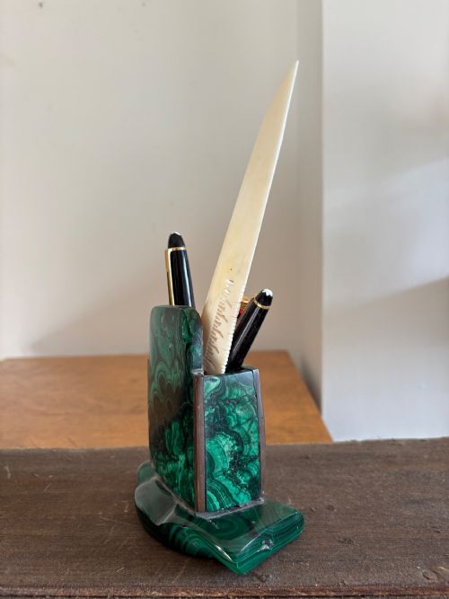 ANTIQUE MALACHITE AND BRONZE PEN DESK TIDY CIRCA 19201930S 13CM TALL - ADDITIONAL PHOTO 1