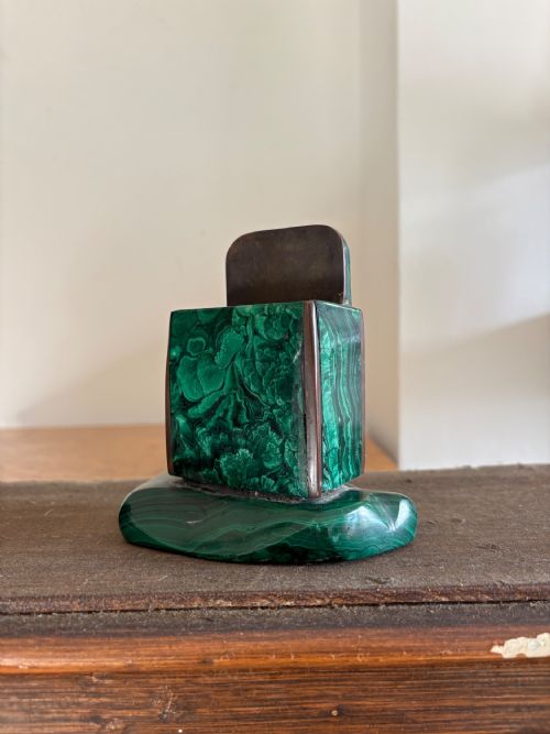 ANTIQUE MALACHITE AND BRONZE PEN DESK TIDY CIRCA 19201930S 13CM TALL - ADDITIONAL PHOTO 3