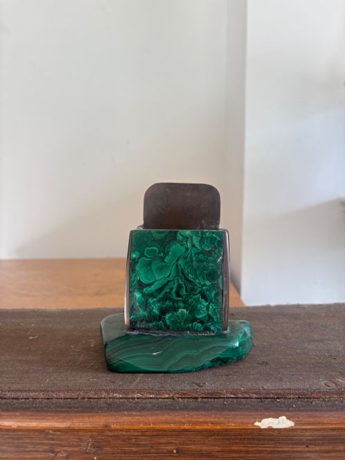 ANTIQUE MALACHITE AND BRONZE PEN DESK TIDY CIRCA 19201930S 13CM TALL - ADDITIONAL PHOTO 5