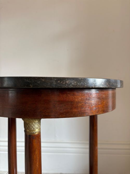 A FRENCH EMPIRE REVIVAL MAHOGANY GUERIDON C1900 MARBLE TOP TRIFORM BASE 50CM DIA - ADDITIONAL PHOTO 1