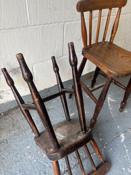 A PAIR OF 19TH CENTURY ELM AND BEECH CHILDS COUNTRY ANTIQUE CHAIRS - ADDITIONAL PHOTO 5