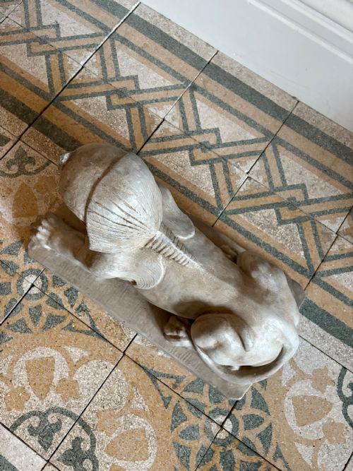 EGYPTIAN REVIVAL EARLY 20TH CENTURY SOLID PLASTER SPHINX STATUE 48CM - ADDITIONAL PHOTO 4
