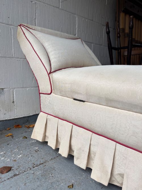 EARLY 20TH CENTURY OTTOMAN DAYBED OR CHAISE LONGUE WITH STORAGE 165CM C192030 - ADDITIONAL PHOTO 13