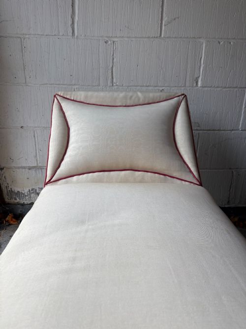 EARLY 20TH CENTURY OTTOMAN DAYBED OR CHAISE LONGUE WITH STORAGE 165CM C192030 - ADDITIONAL PHOTO 3