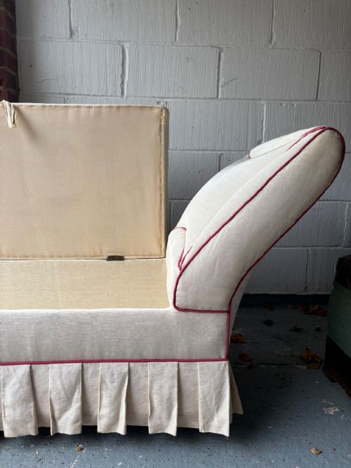 EARLY 20TH CENTURY OTTOMAN DAYBED OR CHAISE LONGUE WITH STORAGE 165CM C192030 - ADDITIONAL PHOTO 7