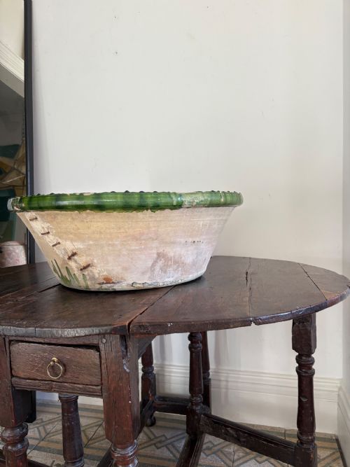 A 17TH CENTURY OAK GATELEG TABLE WITH TURNED BALUSTER LEGS AND SINGLE DRAWER - ADDITIONAL PHOTO 14
