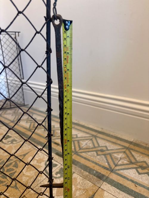 19TH CENTURY NURSERY FENDER 123CM WIDE WITH BRASS HANDRAIL AND WALL HOOKS - ADDITIONAL PHOTO 11