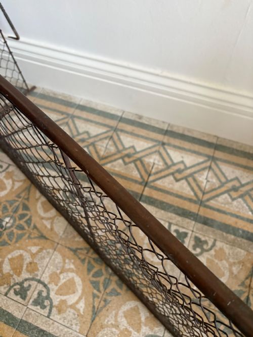 19TH CENTURY NURSERY FENDER 123CM WIDE WITH BRASS HANDRAIL AND WALL HOOKS - ADDITIONAL PHOTO 3