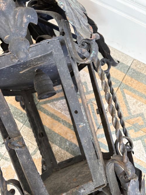 A SOUTHERN FRANCE ORNATE WROUGHT IRON HALL LANTERN PETIT MANOIR C19001920 75CM - ADDITIONAL PHOTO 7