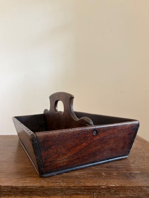 A WELSH GEORGIAN OAK BUTLERS CUTLERY TRAY C1800 CANTED SIDES DOVETAIL JOINTS 36CM - ADDITIONAL PHOTO 5