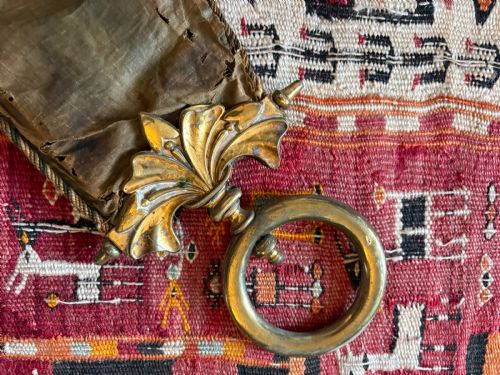 A 19TH CENTURY COUNTRY HOUSE HAND EMBROIDERED SILK AND BEAD BELL PULL 150CM C1850 - ADDITIONAL PHOTO 4