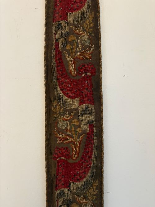 A 19TH CENTURY COUNTRY HOUSE HAND EMBROIDERED SILK AND BEAD BELL PULL 150CM C1850 - ADDITIONAL PHOTO 5