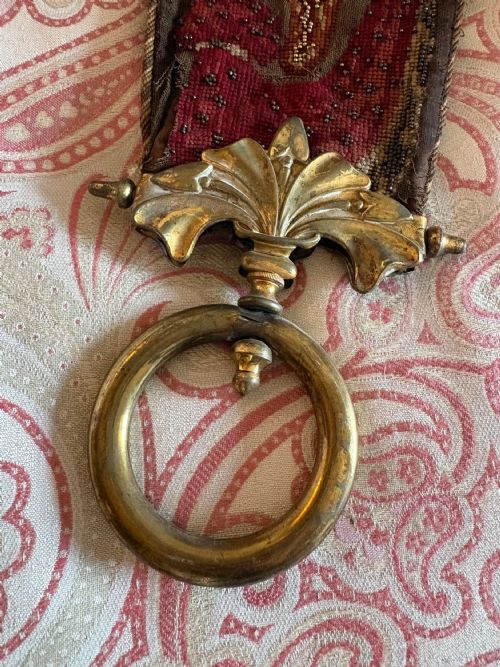 A 19TH CENTURY COUNTRY HOUSE HAND EMBROIDERED SILK AND BEAD BELL PULL 150CM C1850 - ADDITIONAL PHOTO 14