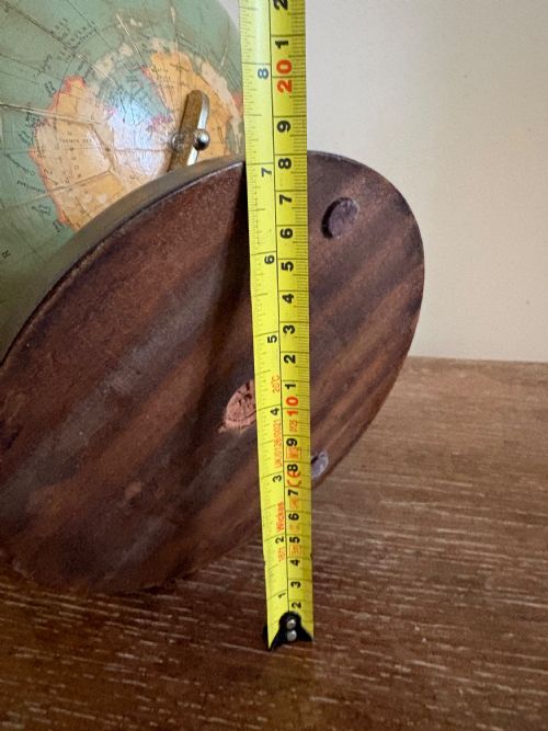 AN ORIGINAL 1920S PHILIPS CHALLENGE 135 GLOBE ON MAHOGANY BASE - ADDITIONAL PHOTO 14
