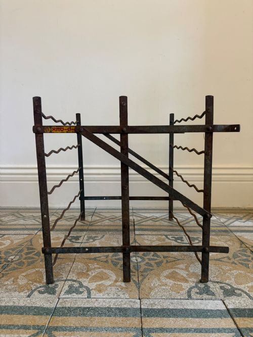 A FRENCH ANTIQUE RIGIDEX DEPOSE METAL WINE CELLAR RACK C1920 50 BOTTLES - ADDITIONAL PHOTO 3