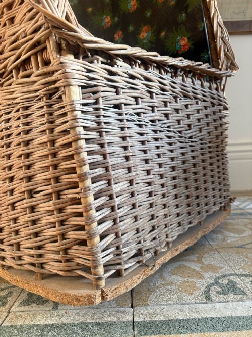 EARLY 20TH CENTURY ORIGINAL WICKER DOME TOP PORTERS CHAIR C19101920 170CM - ADDITIONAL PHOTO 6