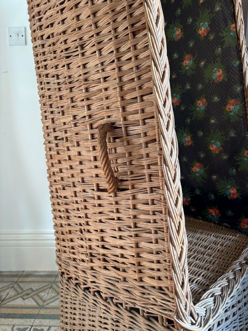 EARLY 20TH CENTURY ORIGINAL WICKER DOME TOP PORTERS CHAIR C19101920 170CM - ADDITIONAL PHOTO 8