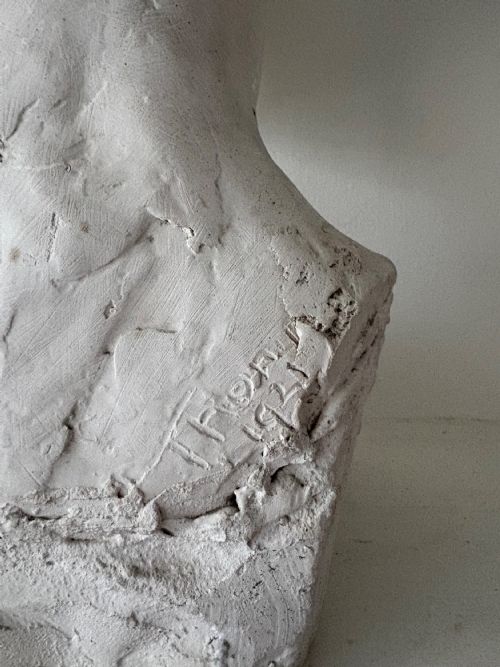 A SIGNED 1921 SOCIETY FEMALE BUST MAQUETTE SCULPTURE POSS MITFORD SISTER 40CM - ADDITIONAL PHOTO 3