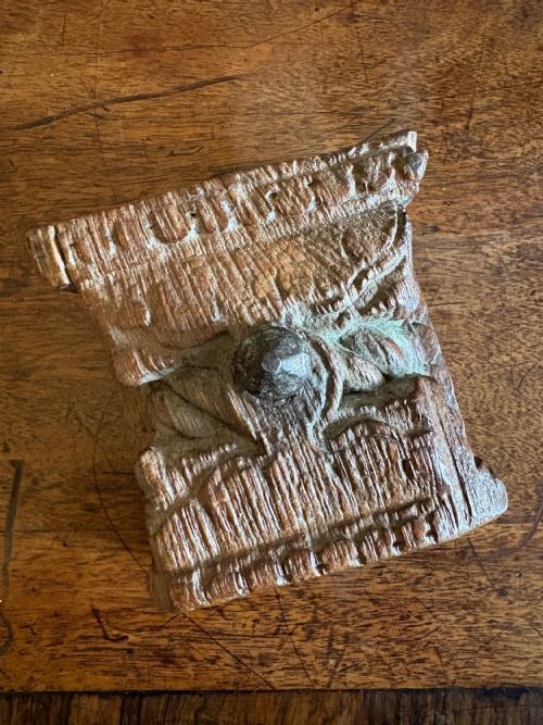 A MEDIEVAL FLEMISH CARVED OAK ARCHITECTURAL FRAGMENT 12CM C16TH CENTURY - ADDITIONAL PHOTO 7