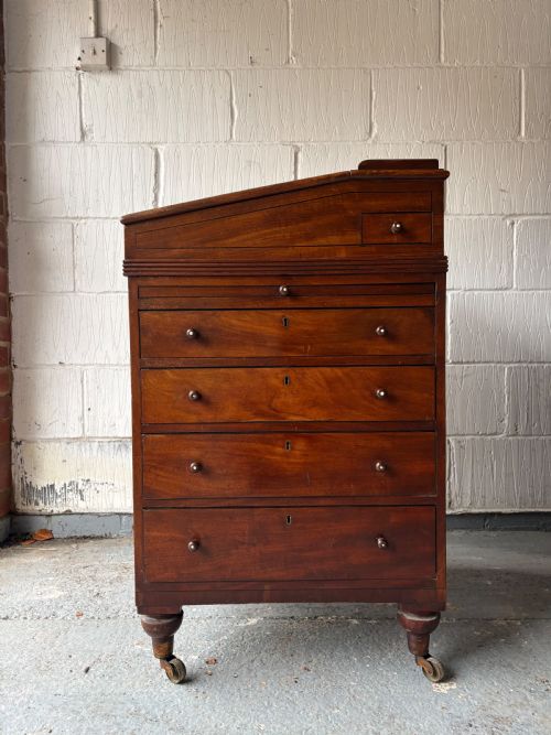 A WILLIAM 1V FLAME MAHOGANY DAVENPORT DESK WITH SLIDING LEATHER SLOPE C1830 - ADDITIONAL PHOTO 1
