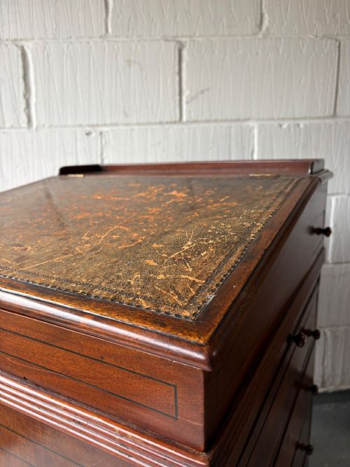 A WILLIAM 1V FLAME MAHOGANY DAVENPORT DESK WITH SLIDING LEATHER SLOPE C1830 - ADDITIONAL PHOTO 5