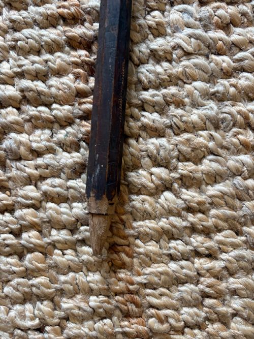 A 19TH CENTURY AFRICAN ZULU IRON SPEAR WITH VEGETABLE DYE BRISTLE SHAFT 161CM - ADDITIONAL PHOTO 1