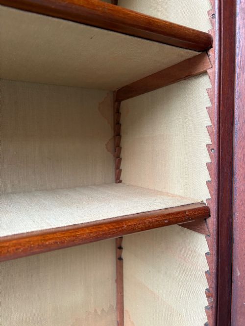 WALL MOUNTED ASTRAL GLAZE MAHOGANY BOOKCASE CABINET LINEN LINED 100CM WIDE C1900 - ADDITIONAL PHOTO 15